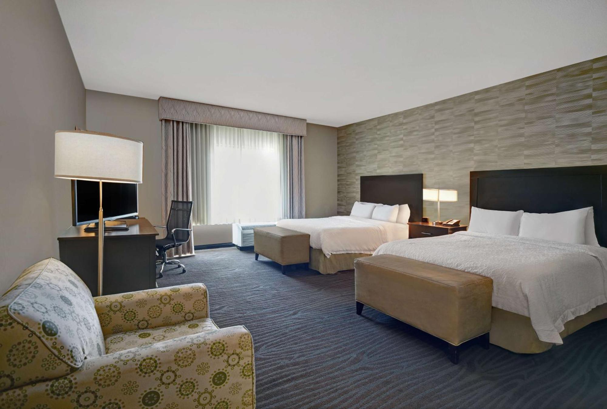 Hampton Inn And Suites Robbinsville Exterior foto