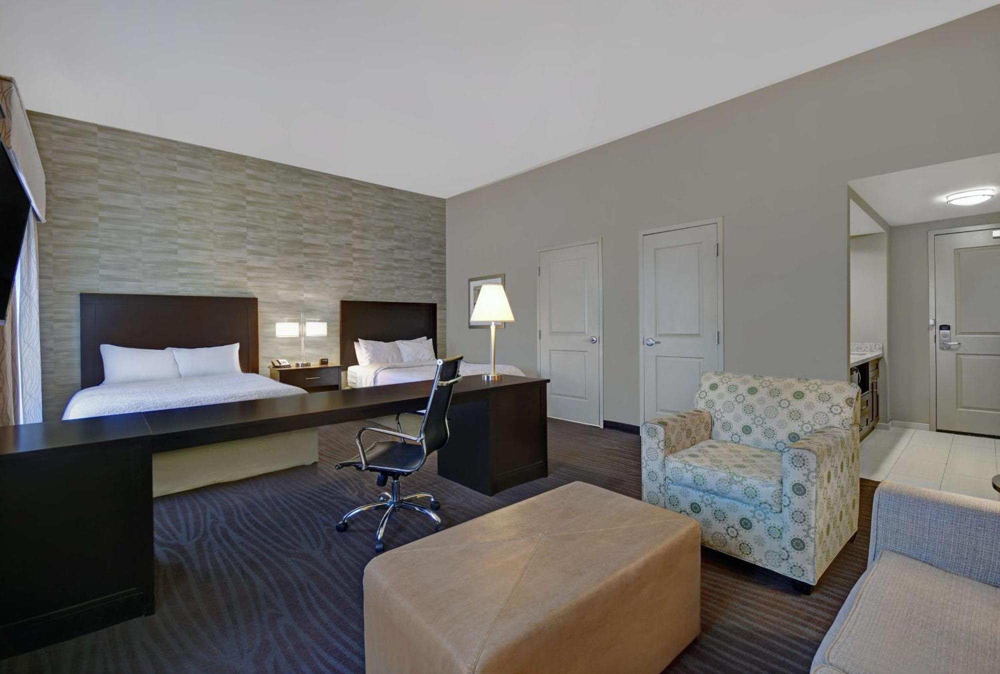 Hampton Inn And Suites Robbinsville Exterior foto
