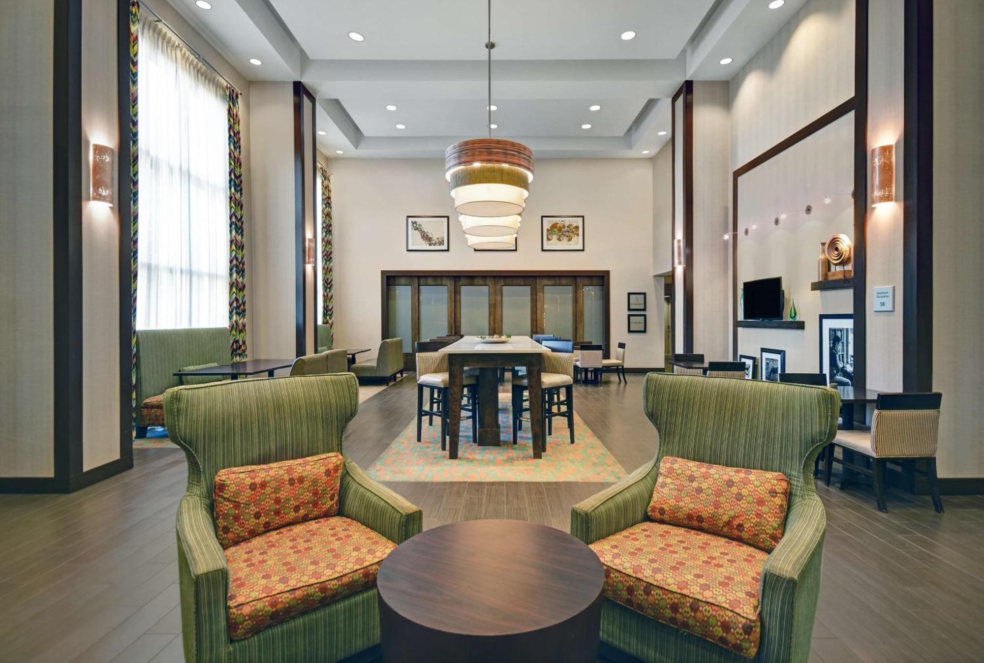Hampton Inn And Suites Robbinsville Exterior foto